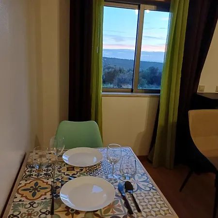 Q3 Suiteroom Sofia's Happy Quarteira Almancil Δωμάτια σε οικογενειακή κατοικία *